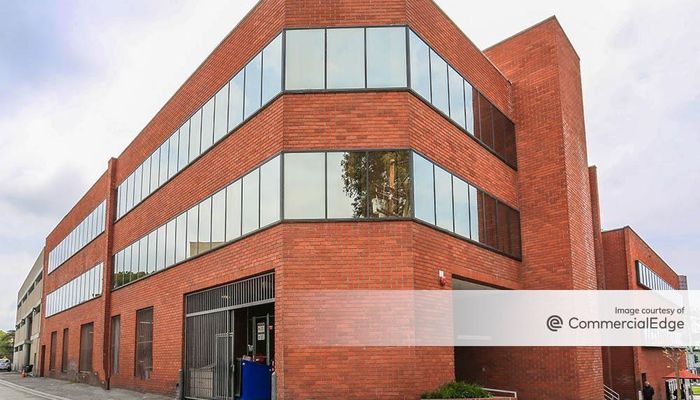 Office Space for Rent at 11633 San Vicente Blvd Los Angeles, CA 90049 - #4