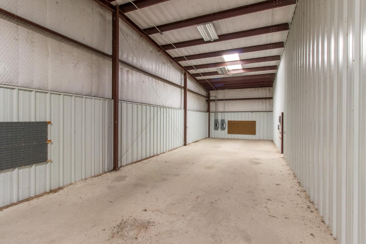4067 Hwy 59 E photo 4