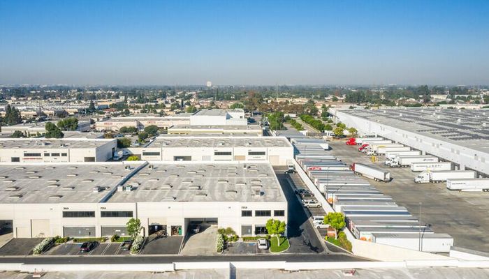 Warehouse Space for Rent at 7617-7621 Somerset Blvd Paramount, CA 90723 - #15