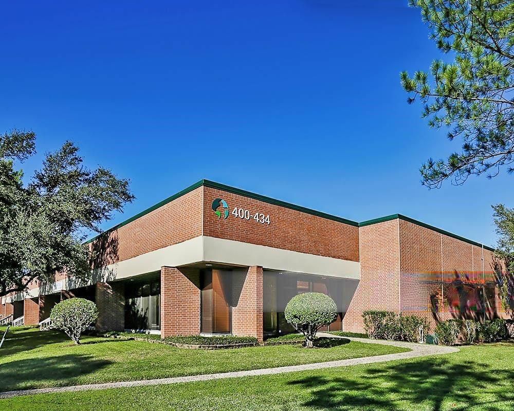 Pine Forest Business Park - 460 & 470 Garden Oaks Blvd photo 2