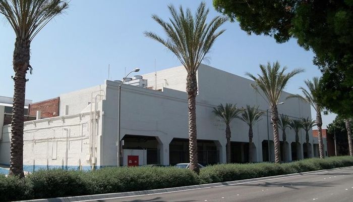 Warehouse Space for Rent at 1015 S Arroyo Pky Pasadena, CA 91105 - #2