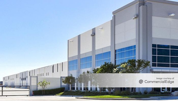 Warehouse Space for Rent at 6207 Cajon Blvd. San Bernardino, CA 92407 - #4