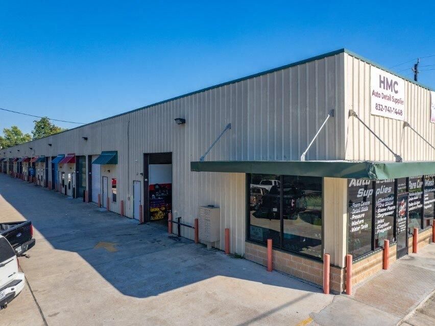 Airline Business Park photo 4