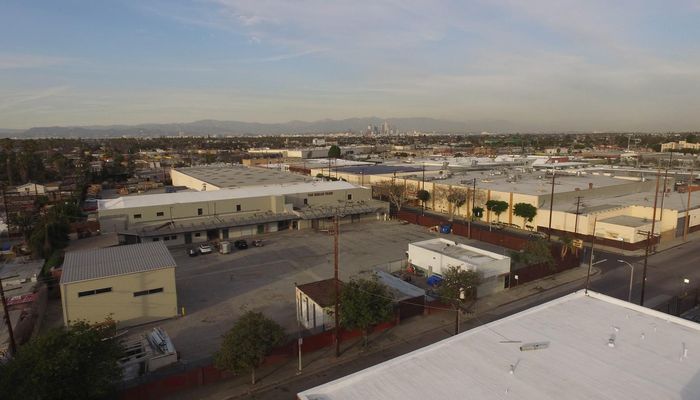 Warehouse Space for Rent at 6111 S Gramercy Pl Los Angeles, CA 90047 - #4