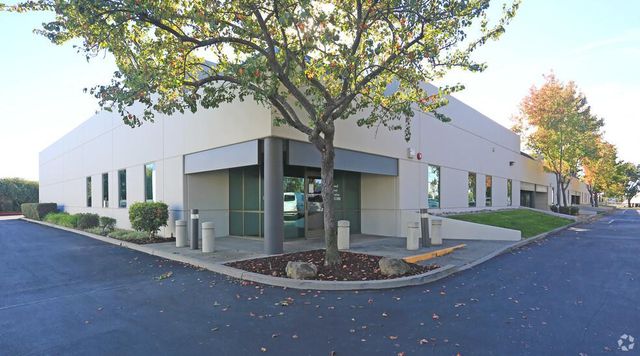 2438-2512 Tripaldi Way