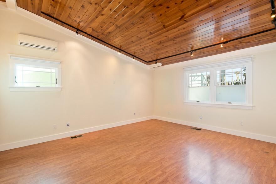 853 Lincoln Blvd photo 4
