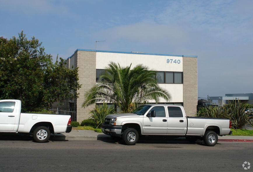 Industrial Bldg with Storage Yard 9740 Olson Dr photo 3