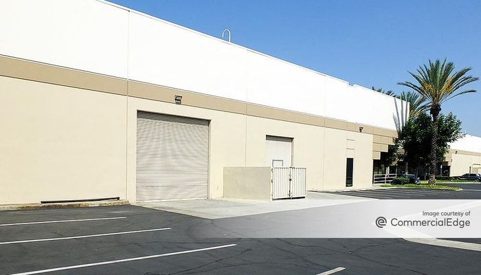 Warehouse Space for Rent at 10600 Shoemaker Avenue Santa Fe Springs, CA 90670 - #6