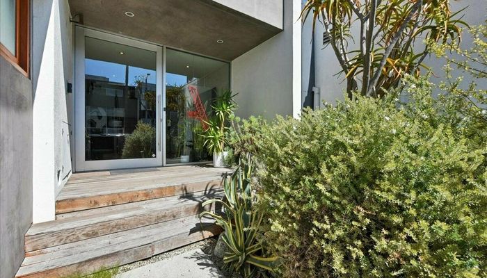 Office Space for Rent at 1319 Abbot Kinney Blvd Venice, CA 90291 - #7