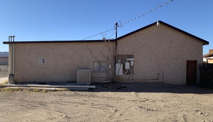 Warehouse Space for Rent at 30388 Old Hwy 58 Barstow, CA 92311 - #5