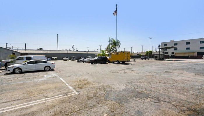 Warehouse Space for Rent at 6007 S St Andrews Pl Los Angeles, CA 90047 - #3