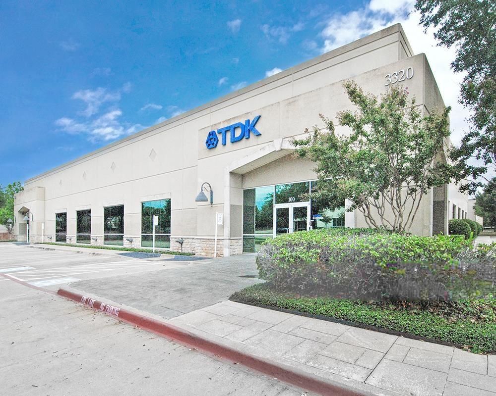 Technology Business Campus - 3300 & 3320 Matrix Drive & 3301, 3311, 3321 East Renner Road photo 1