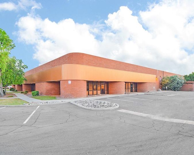 18008 North Black Canyon Hwy - Building B