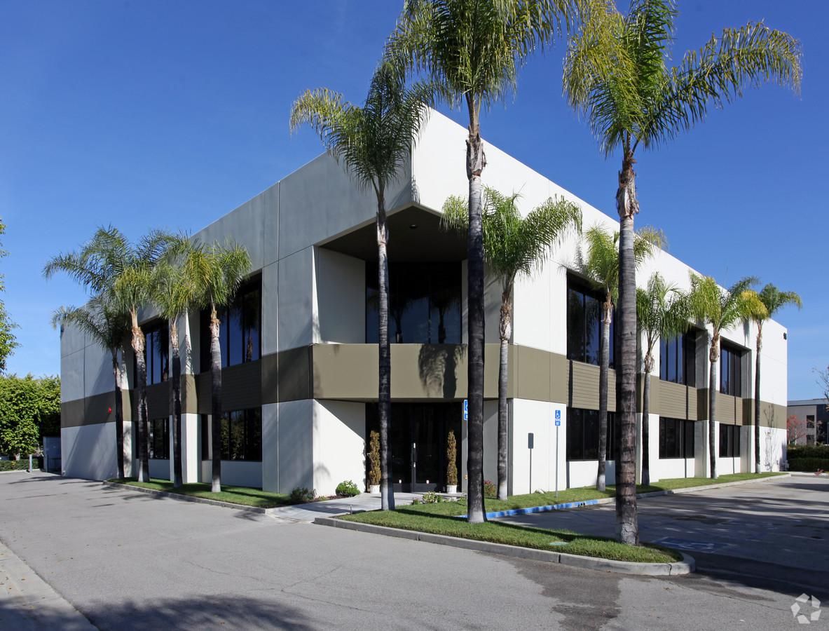 Industrial Property For Lease photo 1
