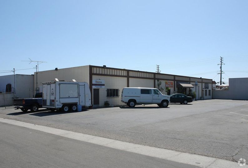 Office/Retail Property For Lease