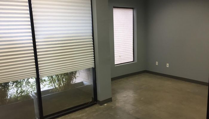 Warehouse Space for Rent at 9140 Jordan Ave Chatsworth, CA 91311 - #4