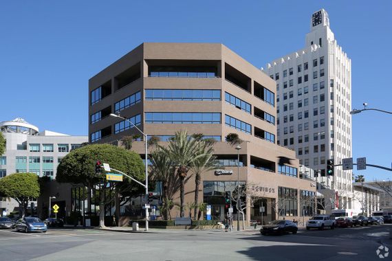 Santa Monica Square
