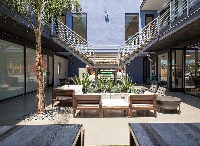 3007 Washington Blvd photo 4
