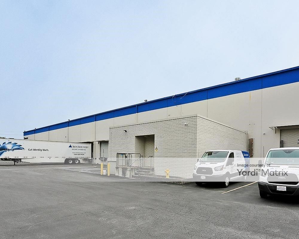 111 Uranium Rd photo 2