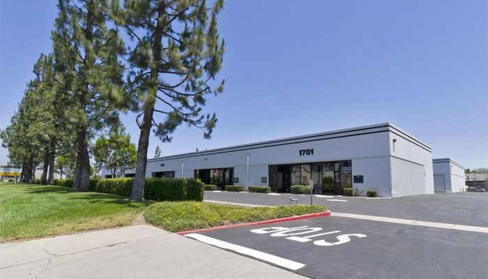 Warehouse Space for Rent at 1701 S Vineyard Ave Ontario, CA 91761 - #7