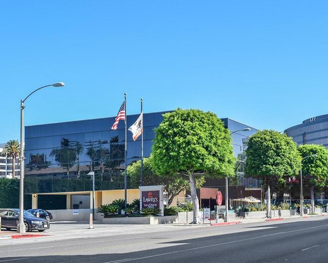 50 North La Cienega Blvd