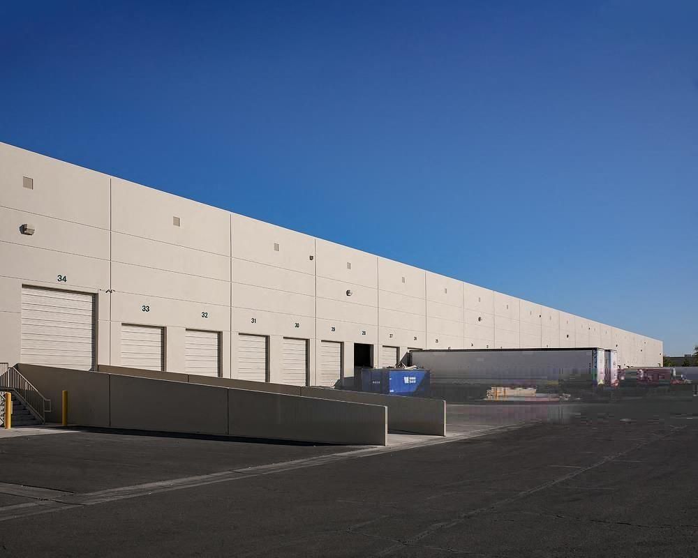 Las Vegas Corporate Center - Bldg. 7 photo 3