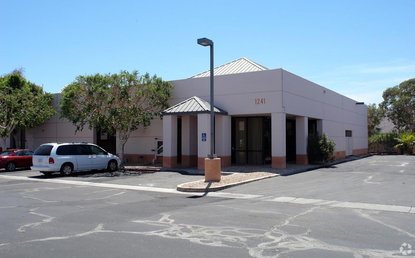 Flex Property For Lease photo 1