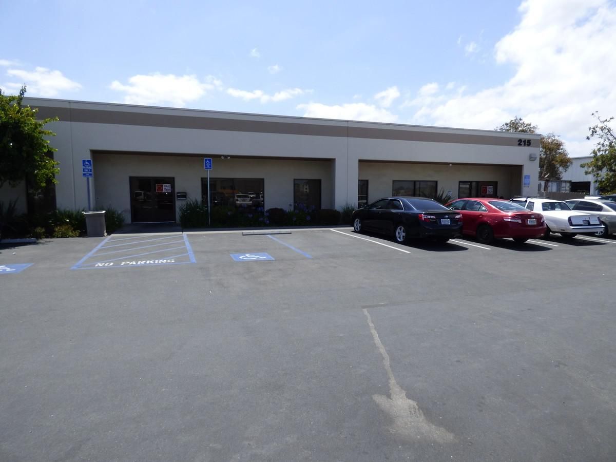 Commercial Building photo 4