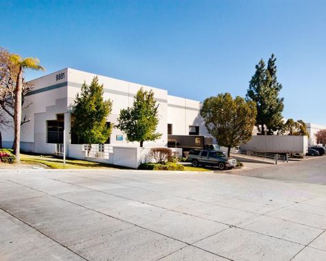 Sixth Street Distribution Center