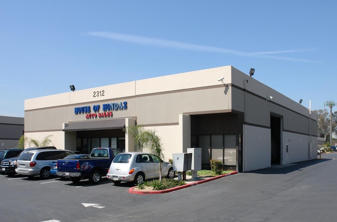 Hunco Industrial Plaza photo 3