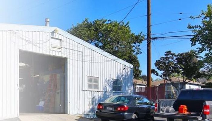 Warehouse Space for Rent at 1030 E Burnett St Signal Hill, CA 90755 - #1