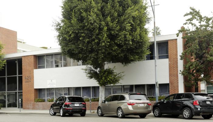 Office Space for Rent at 420 S Beverly Dr Beverly Hills, CA 90212 - #6