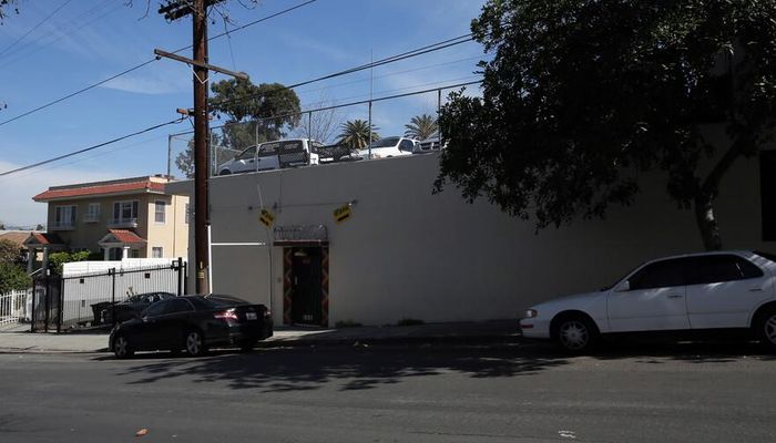 Warehouse Space for Rent at 110 N Bonnie Brae St Los Angeles, CA 90026 - #11