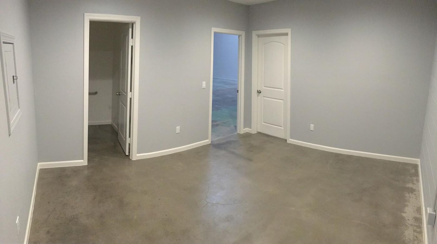 Industrial Property For Lease photo 4