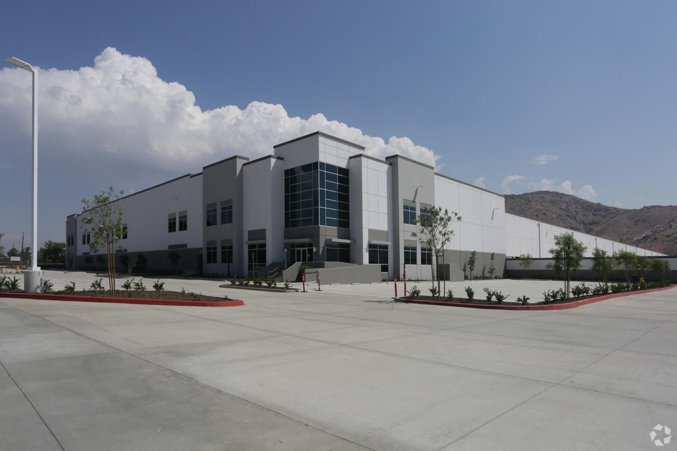 Bldg 1 photo 2