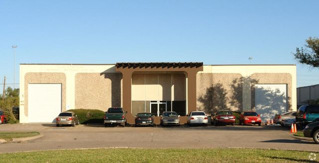 Northgate Business Park 1349-1365 E 40th St