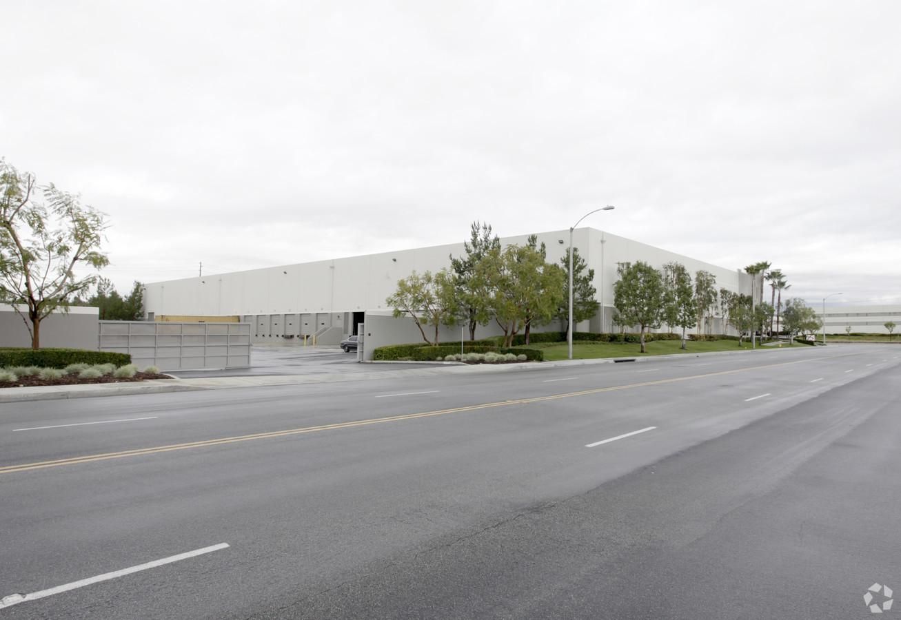 Bldg # 12 photo 3
