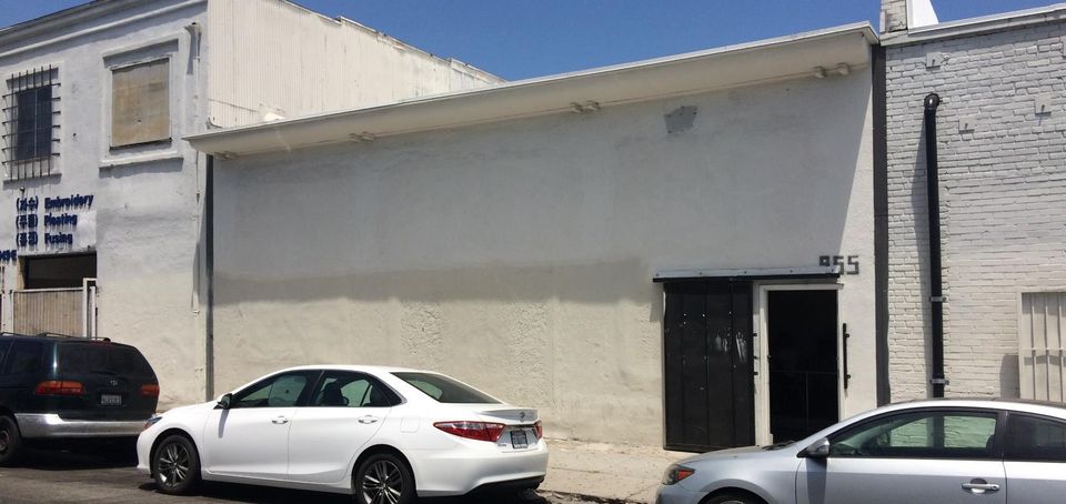955 E 31st St, Los Angeles