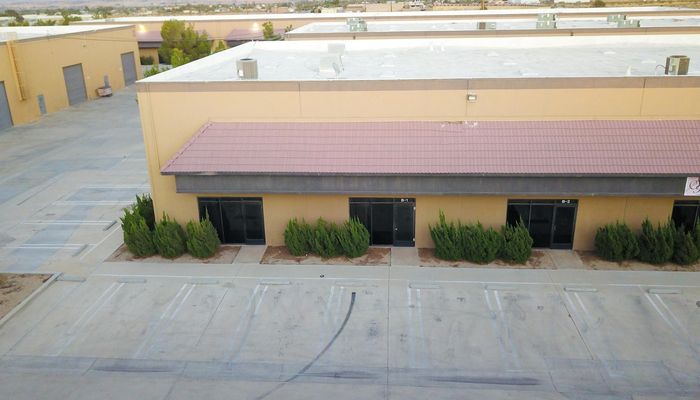 Warehouse Space for Rent at 17229 Lemon St. Hesperia, CA 92345 - #8