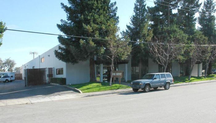 Warehouse Space for Rent at 89 Pioneer Way Mountain View, CA 94041 - #2