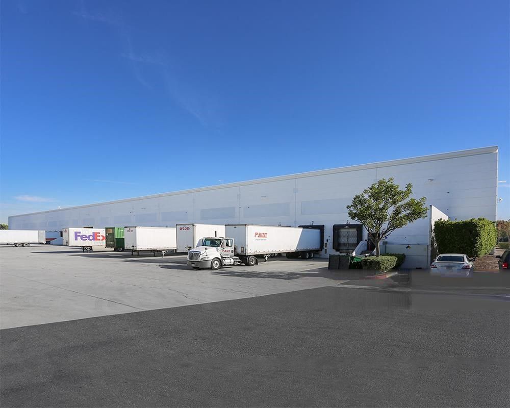 Viva Logistics Center - Building D photo 3