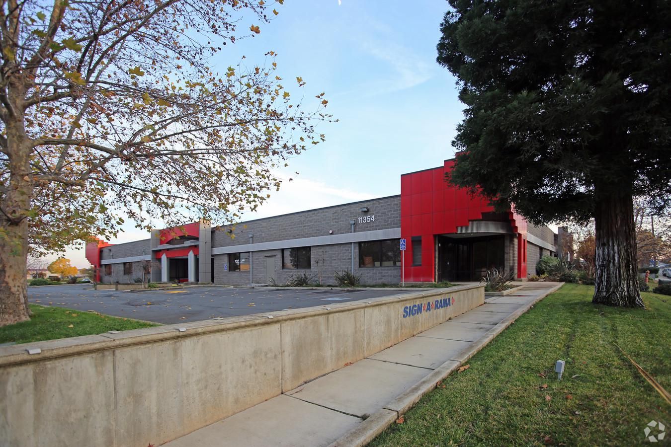 Industrial Property For Sale photo 1