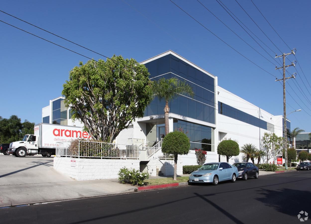 Industrial Property For Lease photo 3
