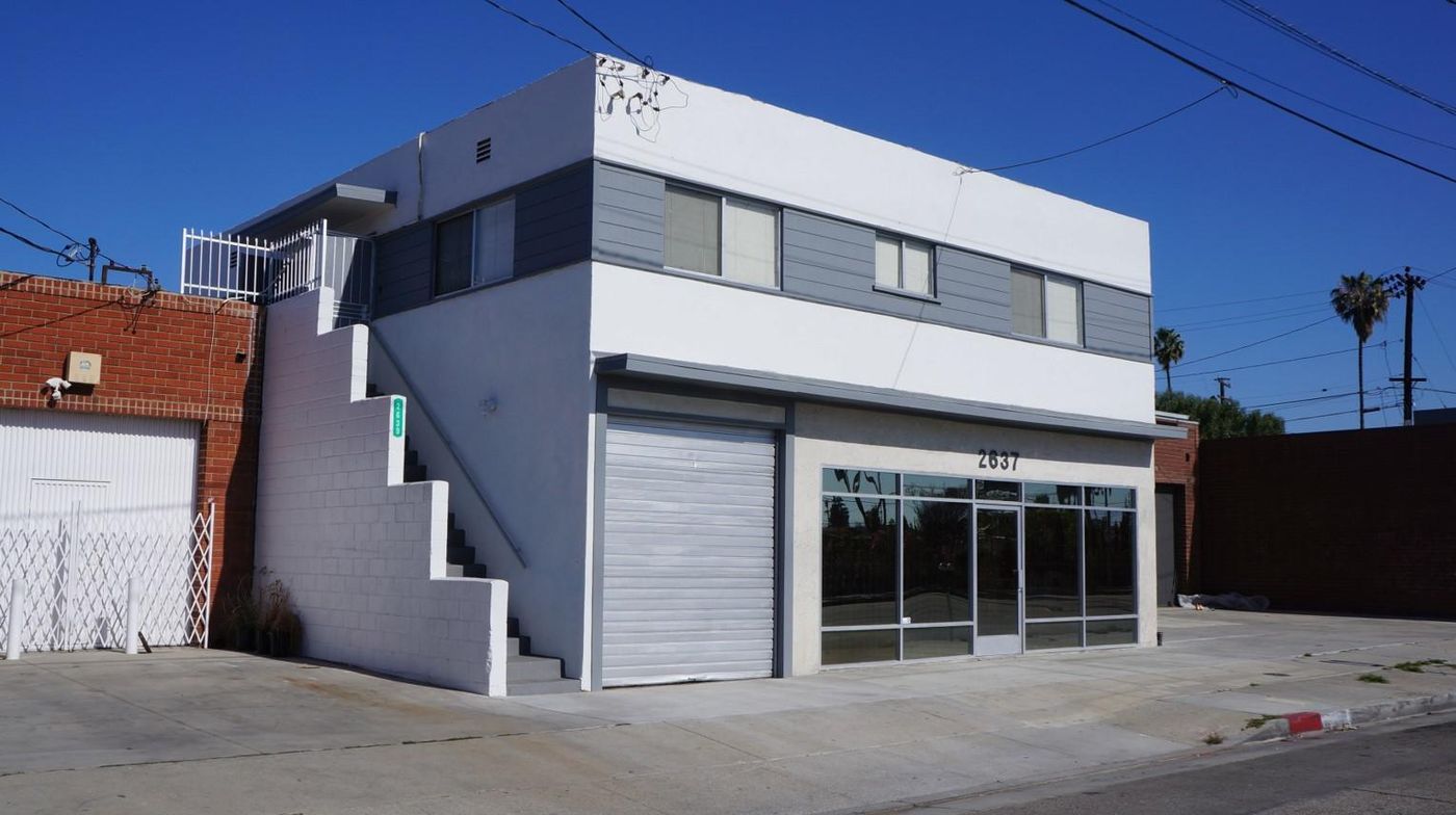 Office/Retail Property For Lease photo 2