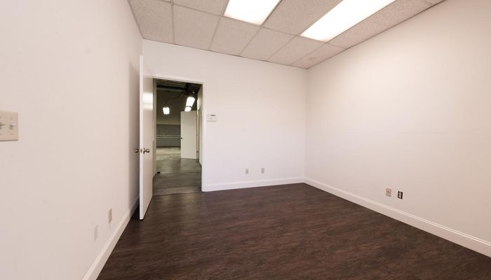 Warehouse Space for Sale at 2814 Aiello Dr San Jose, CA 95111 - #4