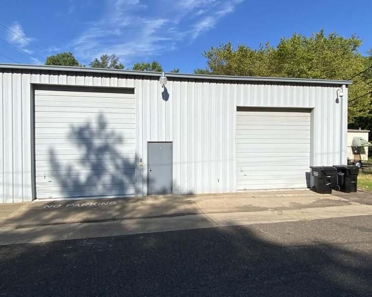 5101 W Marshall Ave photo 1