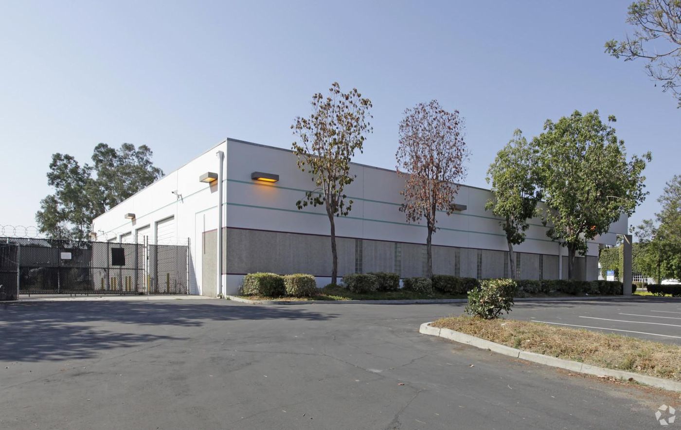 Industrial Property For Lease photo 1