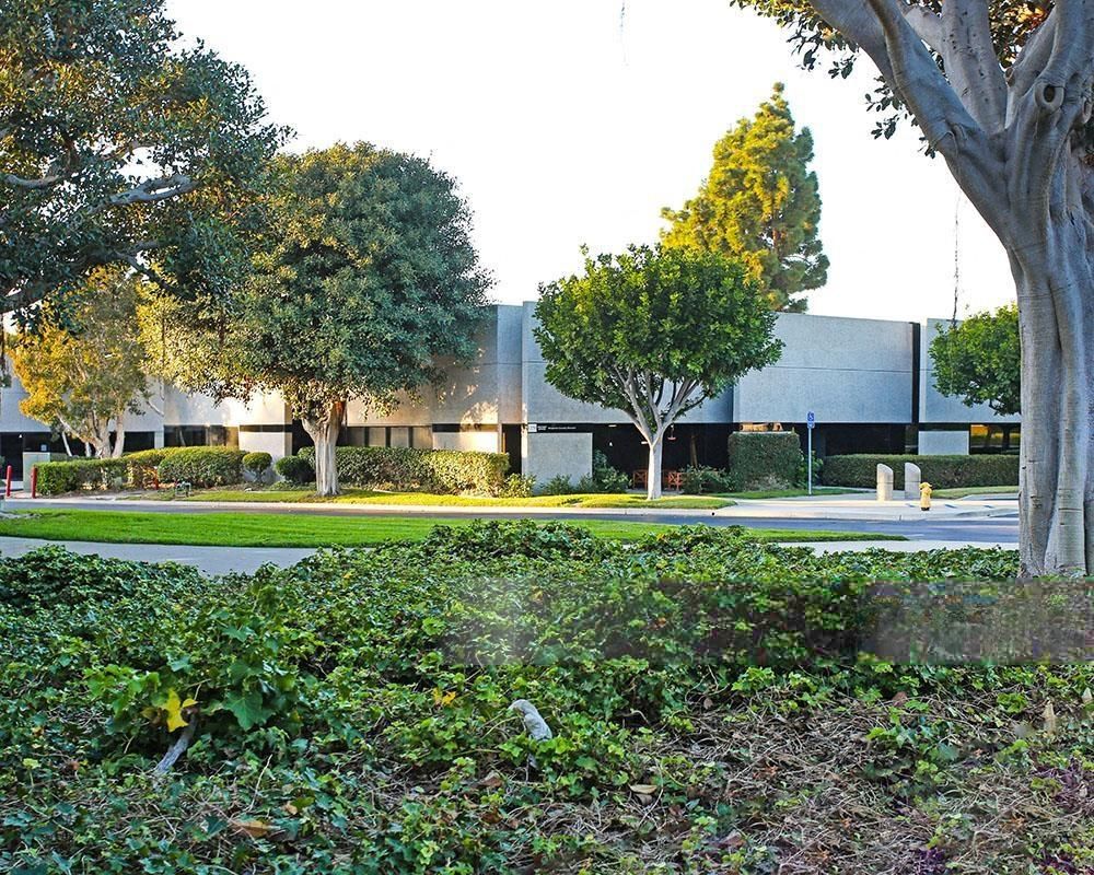 Carlsbad Commerce Center photo 4