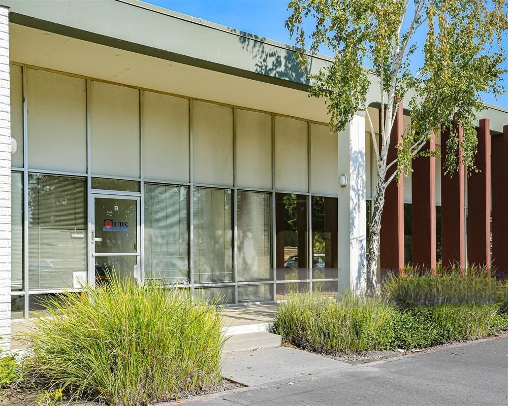 Pointe West Business Park II photo 4