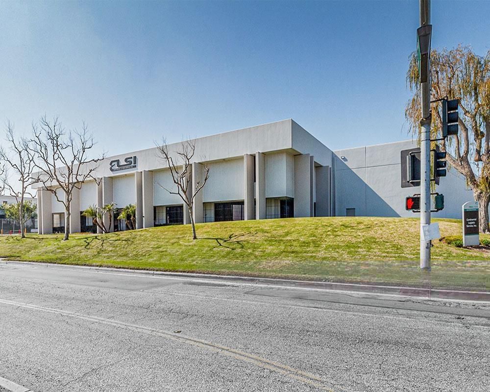 800 West Artesia Blvd photo 2